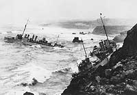 Photo # NH 84820:  Destroyers Nicholas and S.P. Lee wrecked at Honda Point, California, September 1923