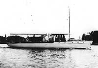 Photo #  NH 94478:  Motor boat Doloma underway