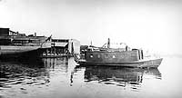 Photo # NH 95891:  USS Bobylu in port, circa 1917-1918