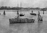 Photo # NH 99877:  USS Calypso in an icy harbor, circa 1917-1919