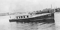 Photo # NH 102257:  USS Teaser off the Norfolk Navy Yard, circa 1917-1918